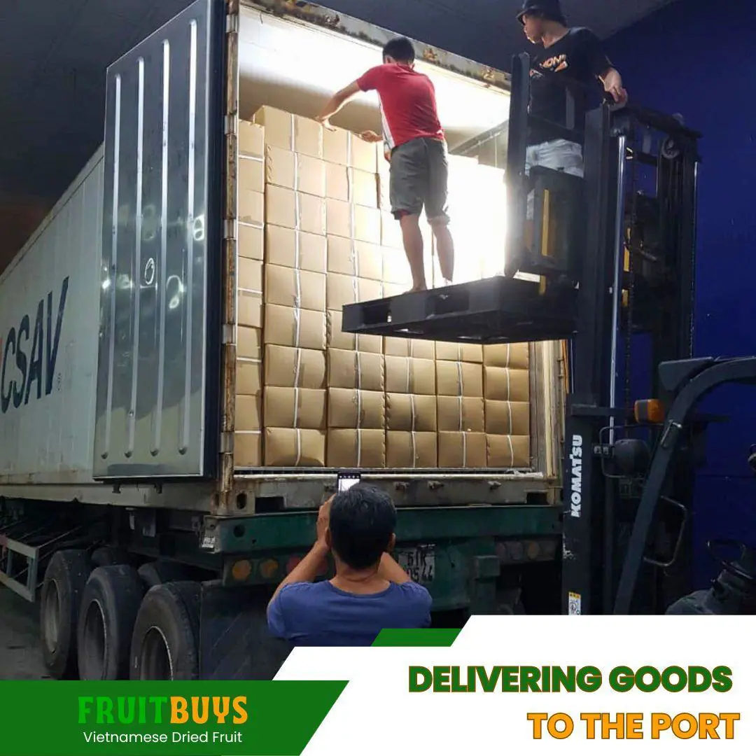 FruitBuys Vietnam Delivering Goods To The Port
